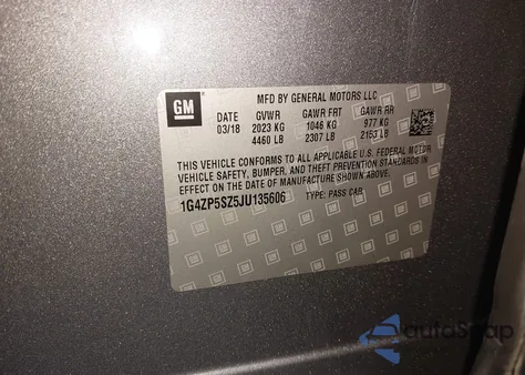 2018 Buick Lacrosse Essence из США, поврежденный, VIN 1G4ZP5SZ5JU135606